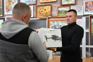 Атомники волонтерять